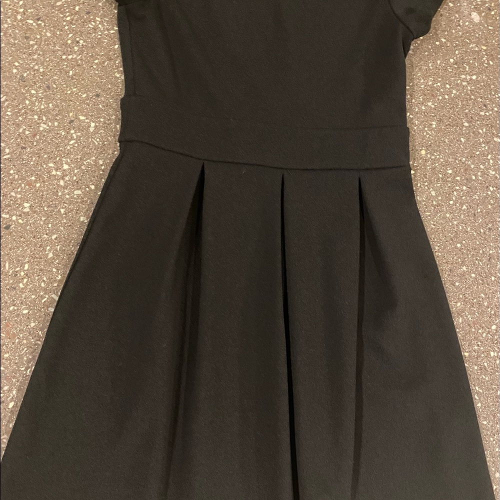 Interview Dress - Picture 2 of 5